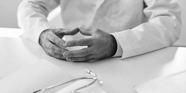 Derecho Civil / Abogados Civilistas Riudecanyes · Reclamaciones por Daños Causados por Tratamientos Médicos Inadecuados o Errores Médicos