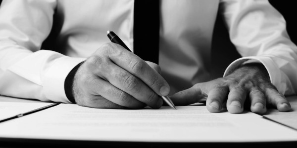 Derecho Inmobiliario / Abogados Inmobiliarios Nulles · Desahucios Hipotecarios / Embargos
