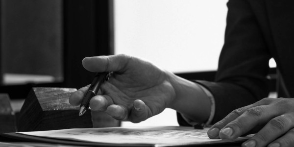 Derecho Mercantil / Abogados Mercantilistas Nulles · Redacción y Revisión de Contratos de Construcción y Proyectos Obra Pública